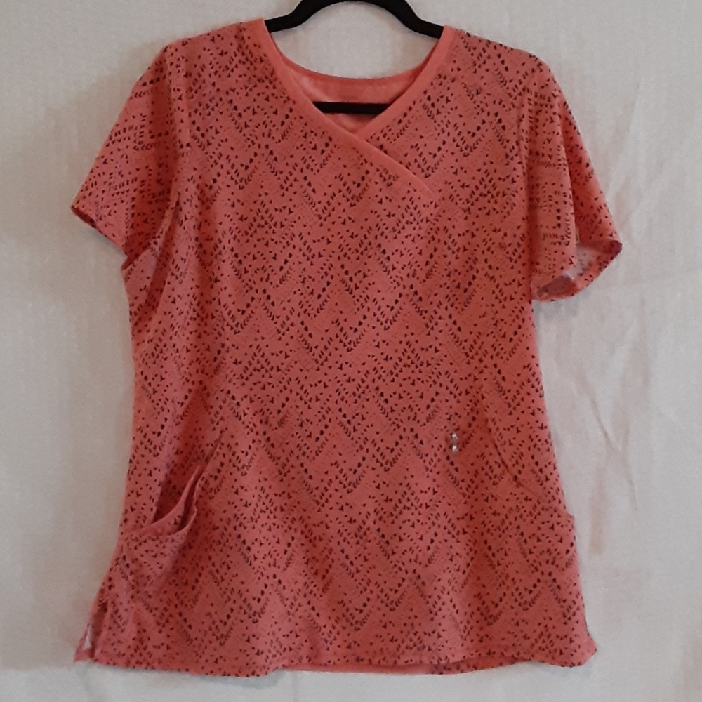 Cherokee Infinity Scrub Top